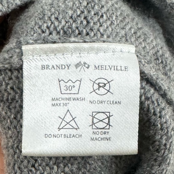 BRANDY MELVILLE Cassia Turtleneck Cowl Sweater Gray Size OS Small Wool Blend - Picture 7 of 9